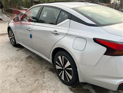 نيسان ألتيما